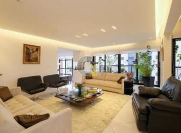 Apartamento · 226m² · 4 Quartos · 3 Vagas · Apartamento para locação em Perdizes, com 4 quartos, sendo 3 suítes, 3 vagas