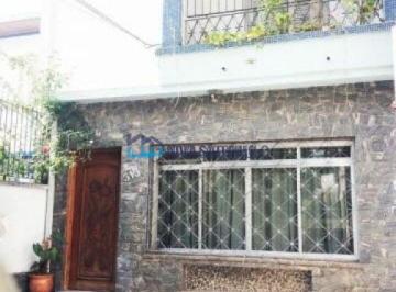 Casa · 170m² · 3 Quartos · 2 Vagas · Sobrado na região do Bosque da Saúde