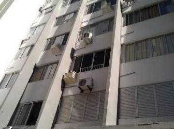 Apartamento · 35m² · 1 Quarto · Small - Locação Anual de Kitinete Semi Mobiliada na Avenida do Estado em Balneário Camboriú