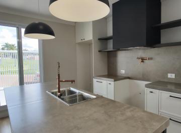 Casa de 3 quartos, Boituva · Casa a venda  em Boituva 