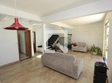 Casa · 203m² · 4 Quartos · 2 Vagas · Casa à Venda - Alvorada, 4 Quartos,  203 m² - Contagem