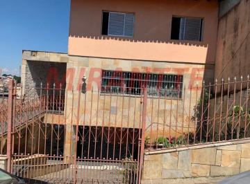 4054f202b355ed1a8e3b3174b1fb1b55.jpg · Sobrado de 290m² com 3 quartos