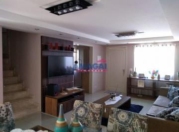 Casa · 200m² · 4 Quartos · 4 Vagas · Sobrado em Condomínio no home club no Villa Branca