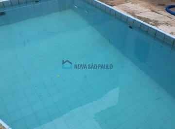 Casa · 199m² · 3 Quartos · 2 Vagas · Casa com piscina e 3 quartos 3 suites 2 vagas