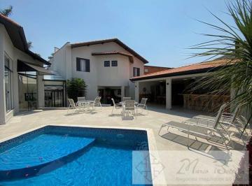 Casa · 570m² · 3 Quartos · 4 Vagas · Casa toda reformada com piscina aquecida