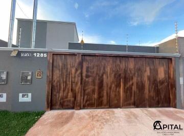 Casa · 110m² · 3 Quartos · 2 Vagas · Ótima oportunidade de imóvel com acabamento impecável!