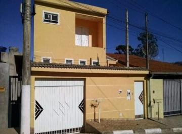 Casa · 250m² · 3 Quartos · 6 Vagas · Casa à venda em Vinhedo (SP) – 3 quartos, 1 suíte, 6 vagas (aceita financiamento e permuta)