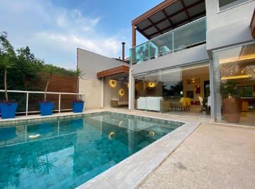 Casa · 480m² · 3 Quartos · 4 Vagas · Sobrado em Sousas,3 Suites, Piscina e Academia privativas