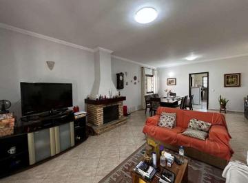 Casa de 4 quartos, Cotia · Casa à venda na Granja Viana