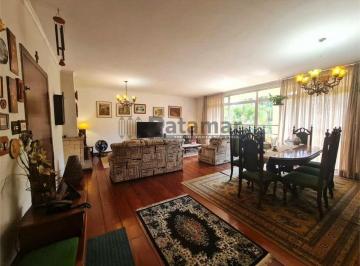 Casa · 295m² · 4 Quartos · 6 Vagas · Amplo sobrado à venda em Interlagos