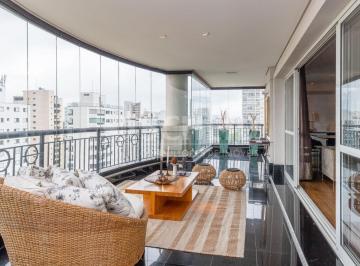 Apartamento · 301m² · 4 Quartos · 5 Vagas · APARTAMENTO EM MOEMA: NOBREZA E LUXO