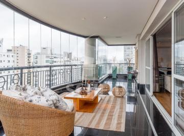 Apartamento · 301m² · 4 Quartos · 5 Vagas · APARTAMENTO EM MOEMA: NOBREZA E LUXO