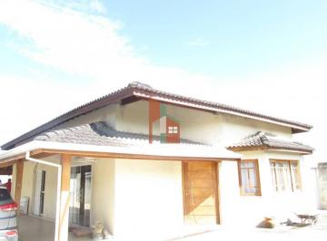 Casa · 260m² · 3 Quartos · 6 Vagas · Casa térrea em Atibaia, Jd. Shangri-lá