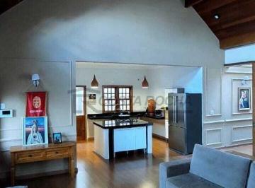 03ff31cec6929e919d31799cda7bcb0bb2fcb8d9 · Casa com 3 dormitórios à venda, 140 m² por R$ 900.000,00 - Vila Teixeira - Salto/SP
