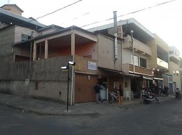 95532_30-1_090354.jpg · CASA COM PONTO COMERCIAL 