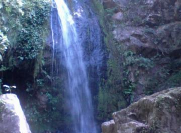 Rural de 2 quartos, Colinas do Sul · ÁREA ESPETACULAR COM CACHOEIRA, CHAPADA DOS VEADEIROS