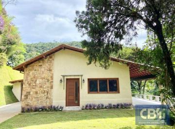070b33235d2e8cc716af9bec45d25e89bddce3fd · Casa com 3 Suítes à venda, 185 m² por R$ 1.350.000 - Itaipava - Petrópolis/RJ