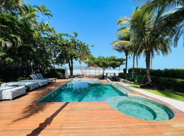 Imagem do Imóvel · Bela casa em condomínio pé na areia totalmente decorada.