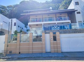 Casa · 450m² · 2 Quartos · 4 Vagas · CASA DE ALTO PADRÃO COM VISTA MAR DEFINITIVA NA PRAIA DO QUILOMBO