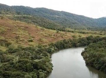 Rural · 2129ha · 1 Quarto · Fazenda 2129hectares 50km de Poços de Caldas/MG divisa com SP - Pastagem, cana de açúcar - casa - cu