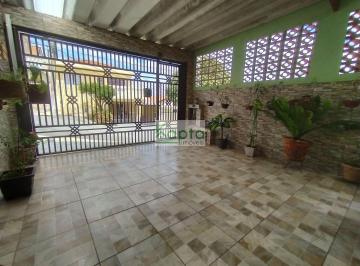 Casa · 160m² · 3 Quartos · 3 Vagas · Sobrado Padrão jardim vista linda