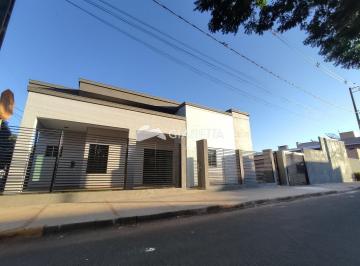 Casa · 206m² · 2 Quartos · 4 Vagas · Casa de alto padrão à venda no JARDIM GISELA, TOLEDO - PR
