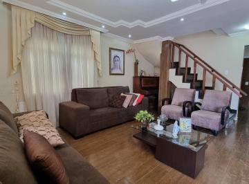 Casa de 5 quartos, Sobradinho · Samuel Pereira oferece: Sobrado 5 Quartos com Lote de 260m² na Q.2 Sobradinho. 