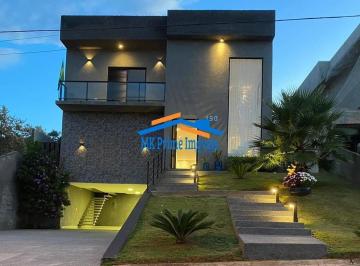Casa · 700m² · 4 Quartos · 6 Vagas · Casa em condomínio 700m² com 4 suítes no Cond. Santa Maria.