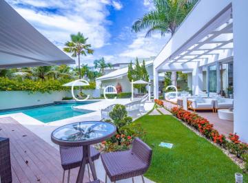 residenciadealtopadraonocondominiopernambucoiguarujasp_1680555179175.jpg · Residência de Alto Padrão no Condomínio  Pernambuco I Guarujá SP