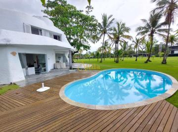 Casa · 436m² · 5 Quartos · 7 Vagas · Casa 5 dorms., lazer, 50mts da praia do Pernambuco.