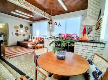 Apartamento · 257m² · 3 Quartos · 3 Vagas · Incrível cobertura, Moema Índios, reformada e modernizada, 2 suítes e 3 vagas (aceita permuta)