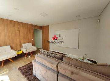 Casa · 400m² · 3 Quartos · 3 Vagas · Sobrado residencial e comercial, com 2 dormitórios, 3 vagas e aproximadamente 400 m², região Penha.