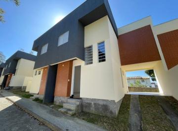 Casa · 85m² · 3 Quartos · 1 Vaga · Casa - 03 dormitórios - Laranjinha - Criciúma