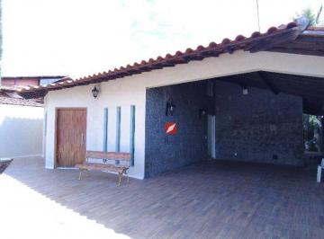 a79e4960b01be1a5ff629a921215be2491d8386a · Casa três dormitórios no Jardim Botânico
