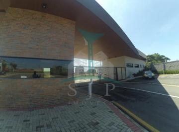 Foto 02 · Sobrado de alto padrão em condomínio na Costeira, São José dos Pinhais-PR: 4 quartos, 1 suíte, 2 sal