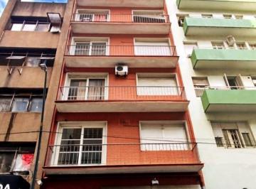 Apartamento · 51m² · 2 Quartos · 2 QUARTOS ÚLTIMO ANDAR NO CENTRO HISTÓRICO