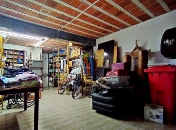 84847_i5F6S4s6A40RcvBwd_848476431755d2067c.jpg · CASA,3 Dormitorio(s) bairro Gutierres