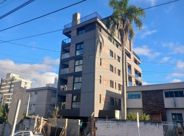 Apartamento de 1 quarto, Curitiba · Studios Cabral 1 quadra do Carrefour Churrasqueira na Varanda Ideal para Airbnb