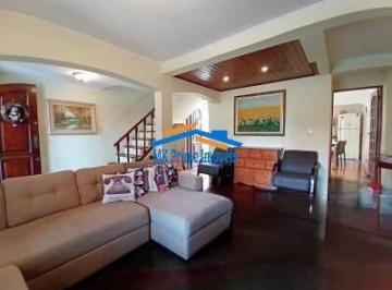 Casa · 202m² · 2 Quartos · 2 Vagas · Excelente Sobrado, 2 Dorm. + edicula - 2 Vagas - Cidade das Flores
