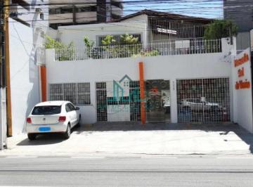 Comercial · 300m² · 14 Quartos · Casa - Pousada na Ponta Verde, 14 Suítes, 300m² Próximo a Cadeira Gigante - Maceió Alagoas