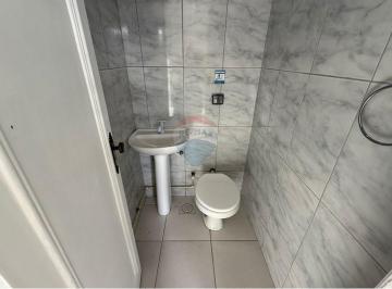 Comercial · 28m² · Sala comercial para alugar, 28m², por R$ 850,00,Curicica, Jacarepaguá, Rio de Janeiro/RJ.