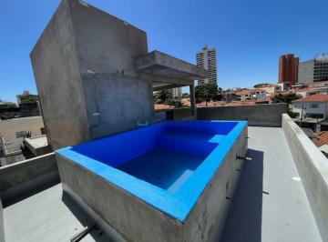 Casa · 190m² · 3 Quartos · 3 Vagas · Sobrado Jardim da Saúde com piscina.