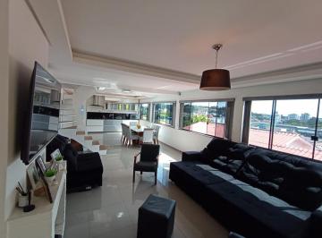 Casa · 186m² · Casa grande a venda em Taquara