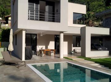 Casa de 4 quartos, Ubatuba · Casa em condomínio frente mar praia da Lagoinha Ubatuba sp