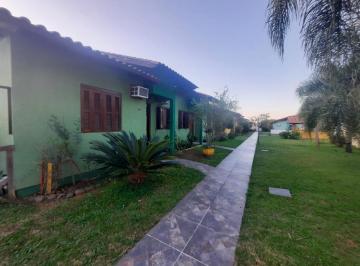 Casa · 2 Quartos · 1 Vaga ·
Ótima casa