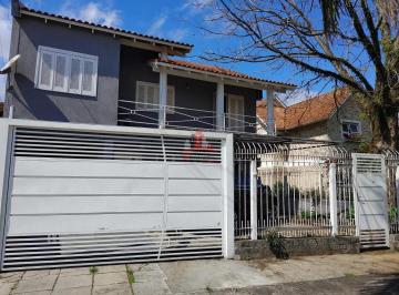 Casa · 726m² · 3 Quartos · 2 Vagas · Excelente Casa