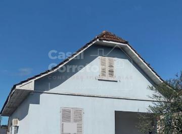 Casa · 300m² · 2 Quartos · 1 Vaga · CASA COMERCIAL, O PONTO PERFEITO PARA SEU NEGÓCIO