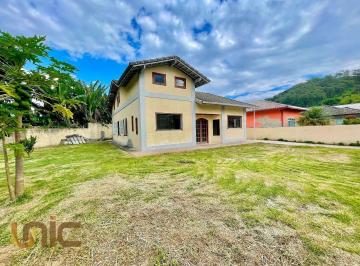 73adfd55982b46b37207a7d35cb604fe97fd90b6 · Casa com 6 dormitórios à venda, 180 m² por R$ 750.000,00 - Vargem Grande - Teresópolis/RJ