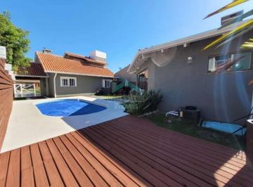 Casa · 140m² · 3 Quartos · 1 Vaga · Sobrado em excelente localização completamente equipado e mobiliado
