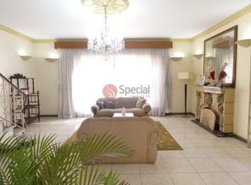 Casa · 321m² · 6 Quartos · 10 Vagas · Sobrado no Belenzinho com 6 quartos, 4 banheiros, 10 vagas . Venda ou Locação.